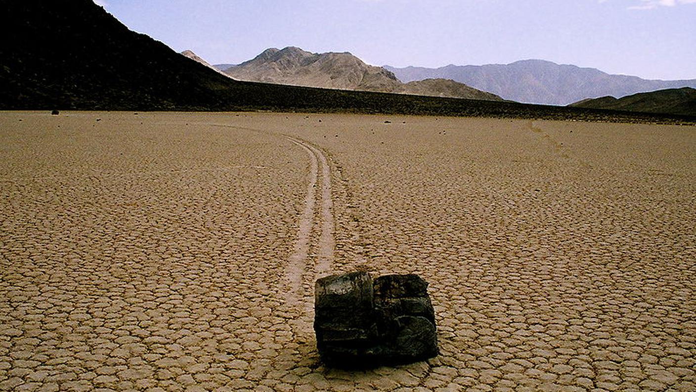 03 Racetrack playa