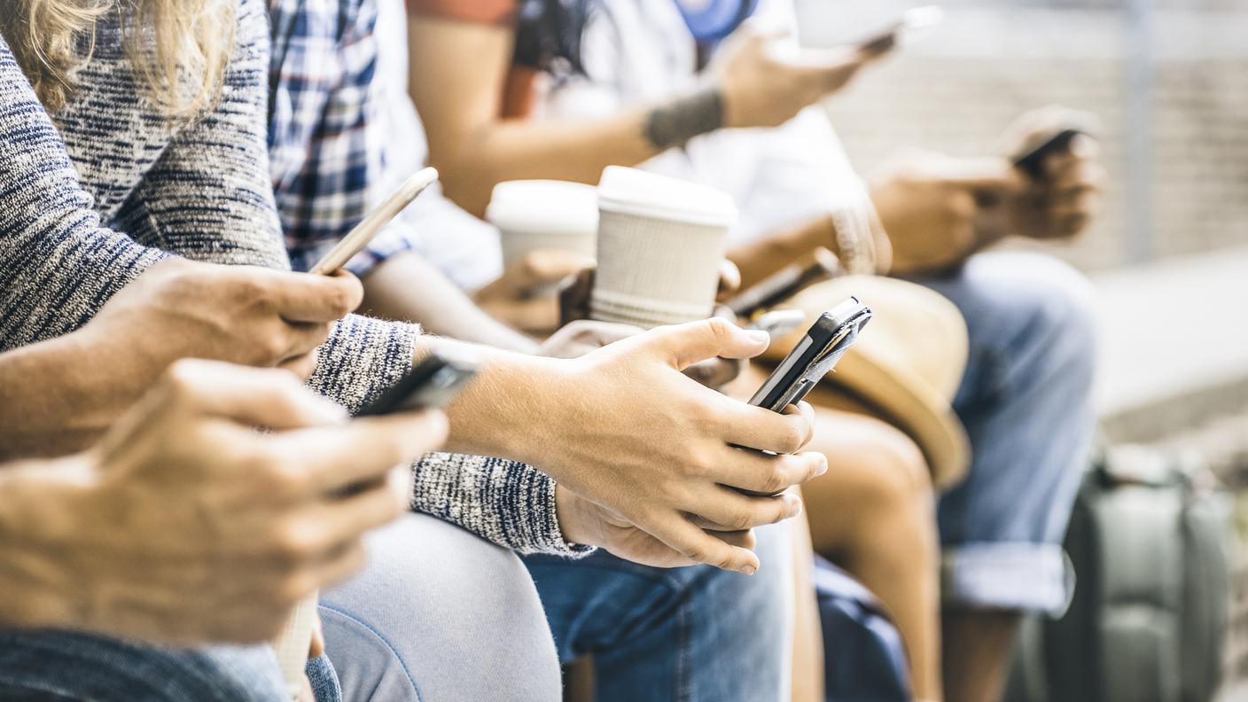 la comunicazione online
