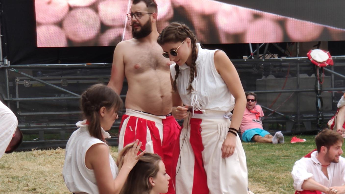 Figuranti in pausa relax, 18.07.19