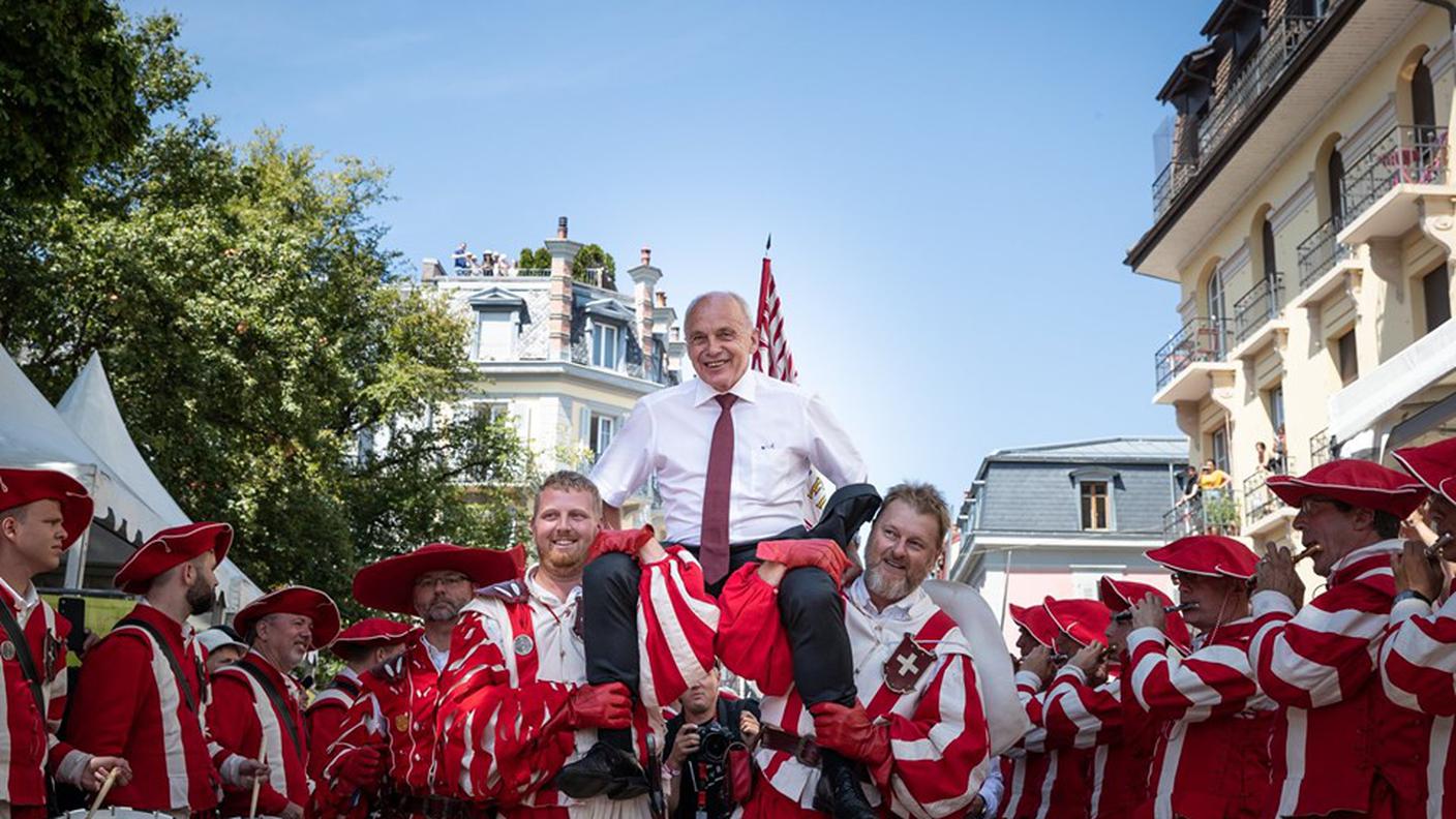 Ueli Maurer, Presidente della Confederazione Svizzera a la Fête des Vignerons con la Guardia Svizzera Pontificie, 01.08.19