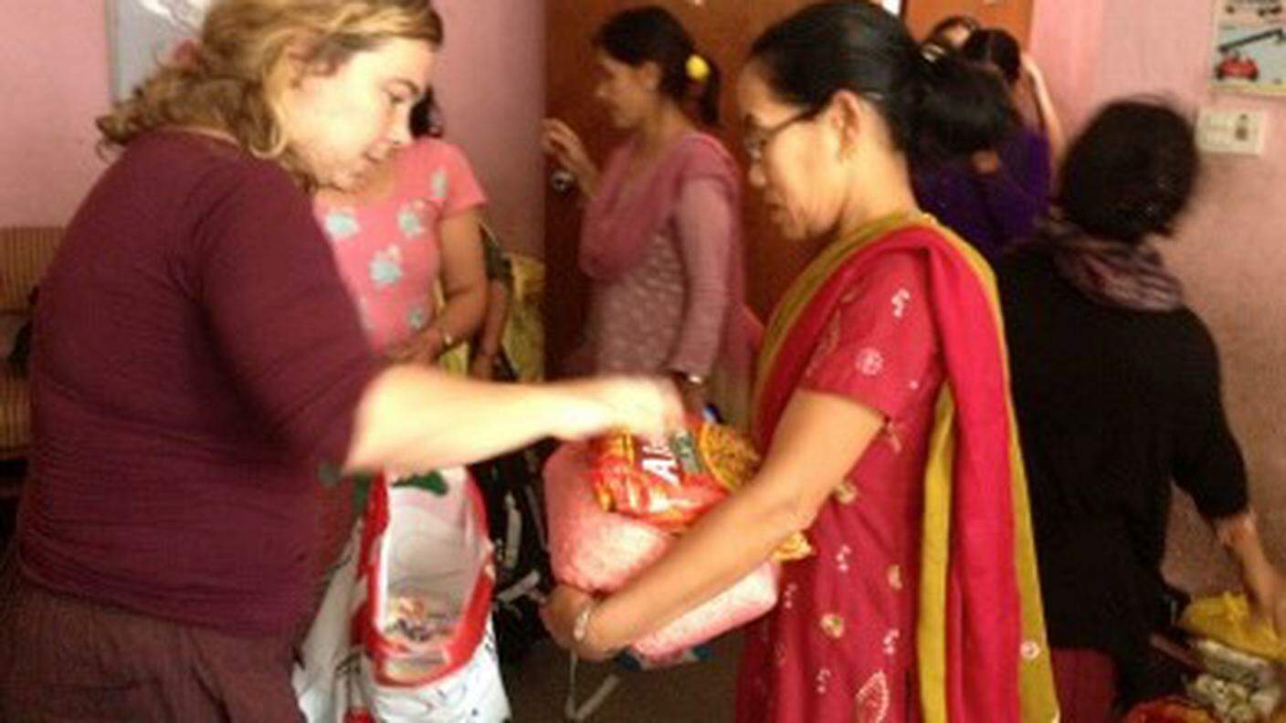Aiuti alla popolazione di Saipu, Nepal