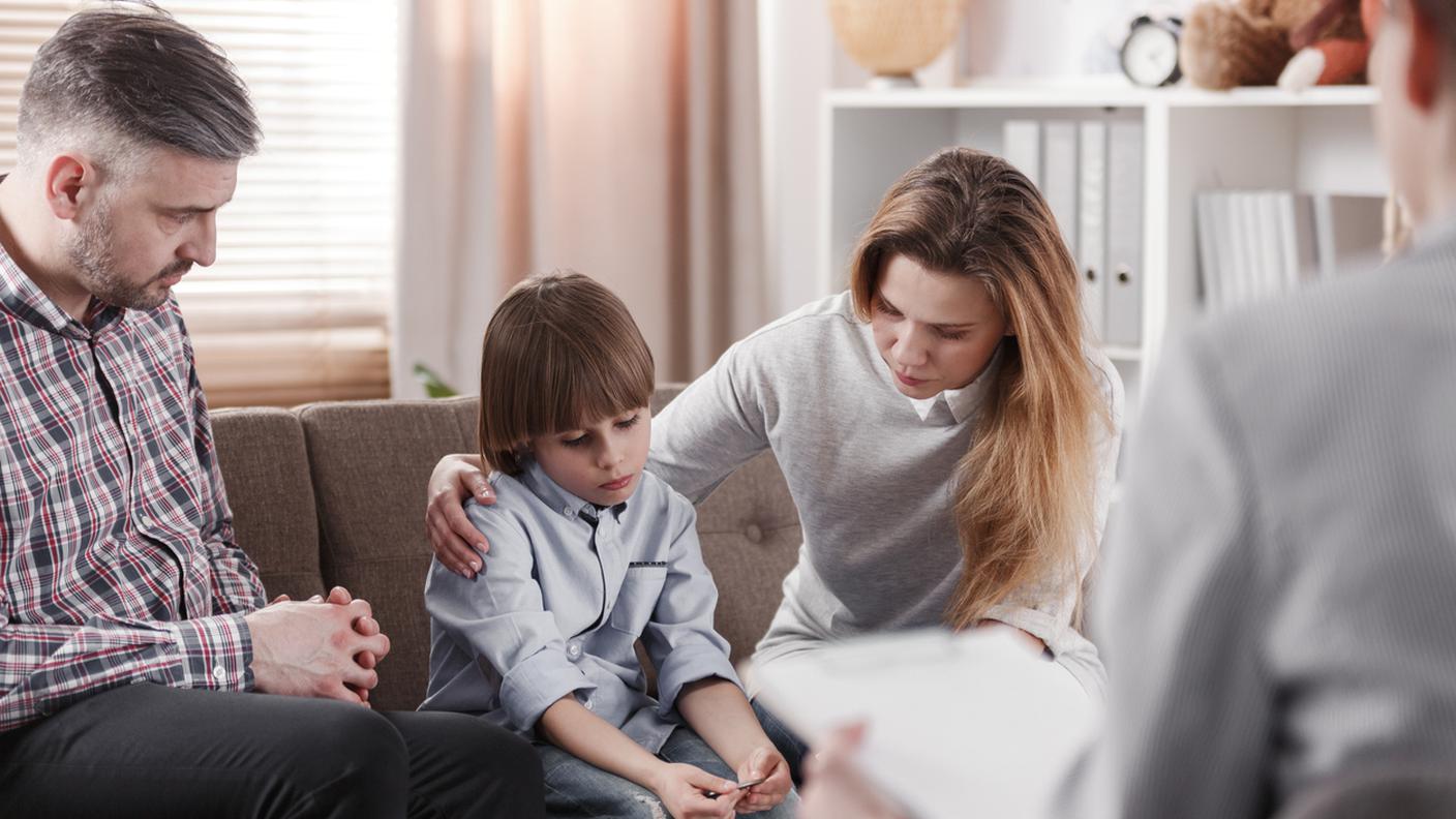 consulenza famigliare, bambino, famiglia, genitori