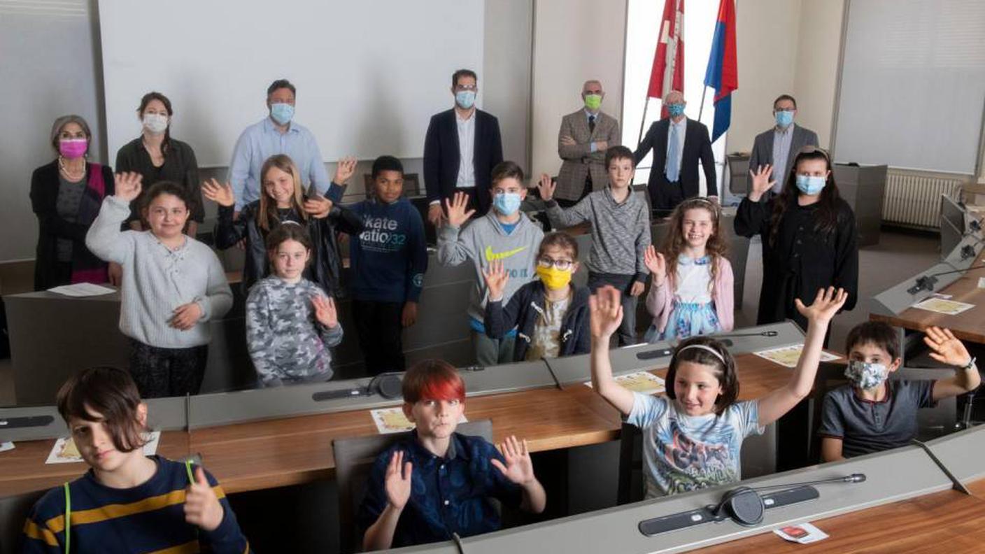Il consiglio dei bambini e delle bambine con il Municipio di Mendrisio