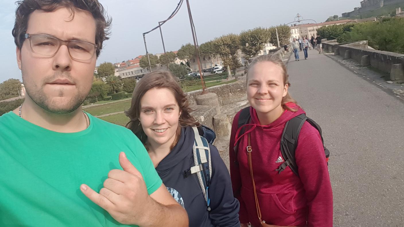 Lorenzo e le compagne di università canadesi