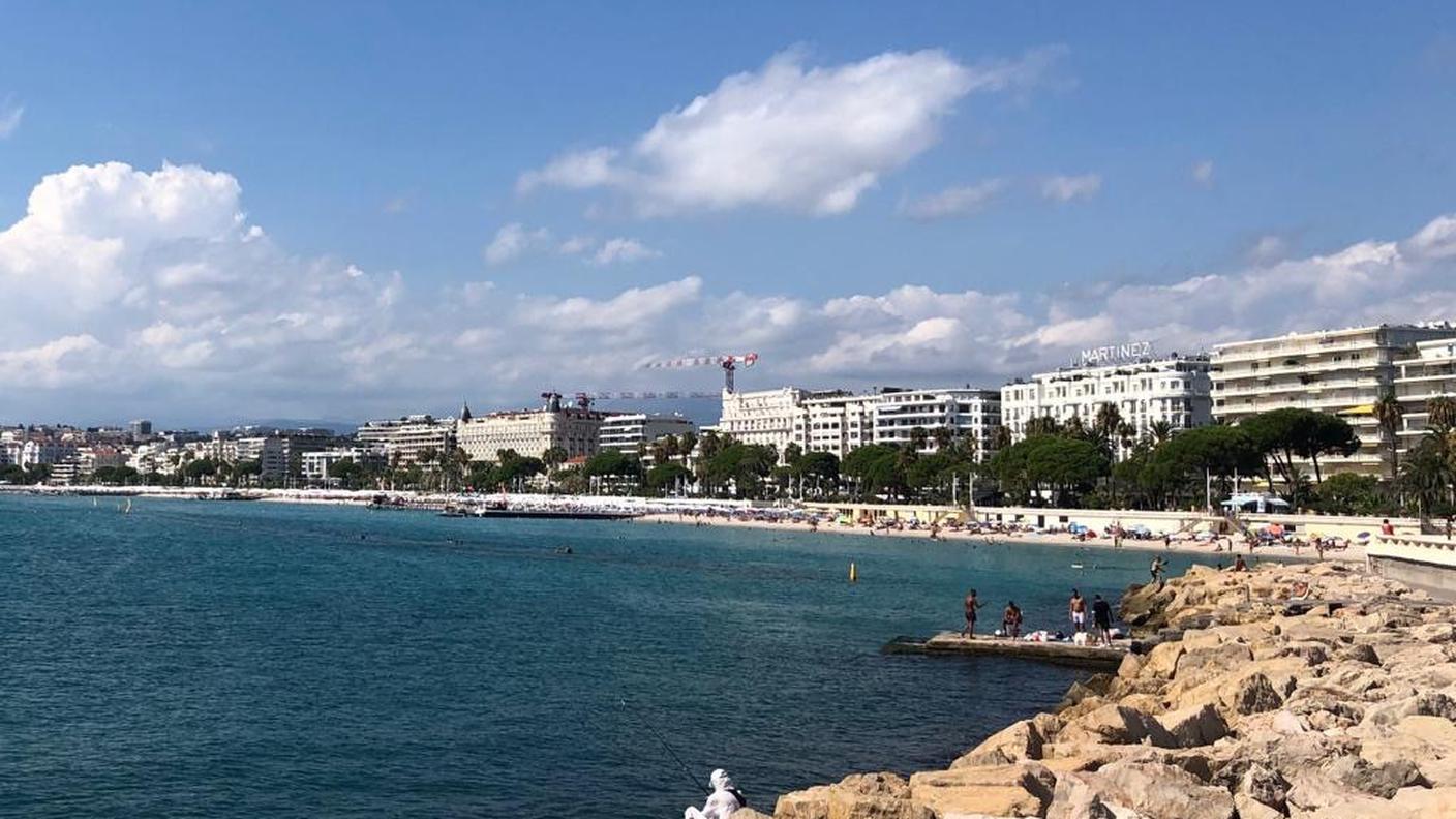 Cannes mare