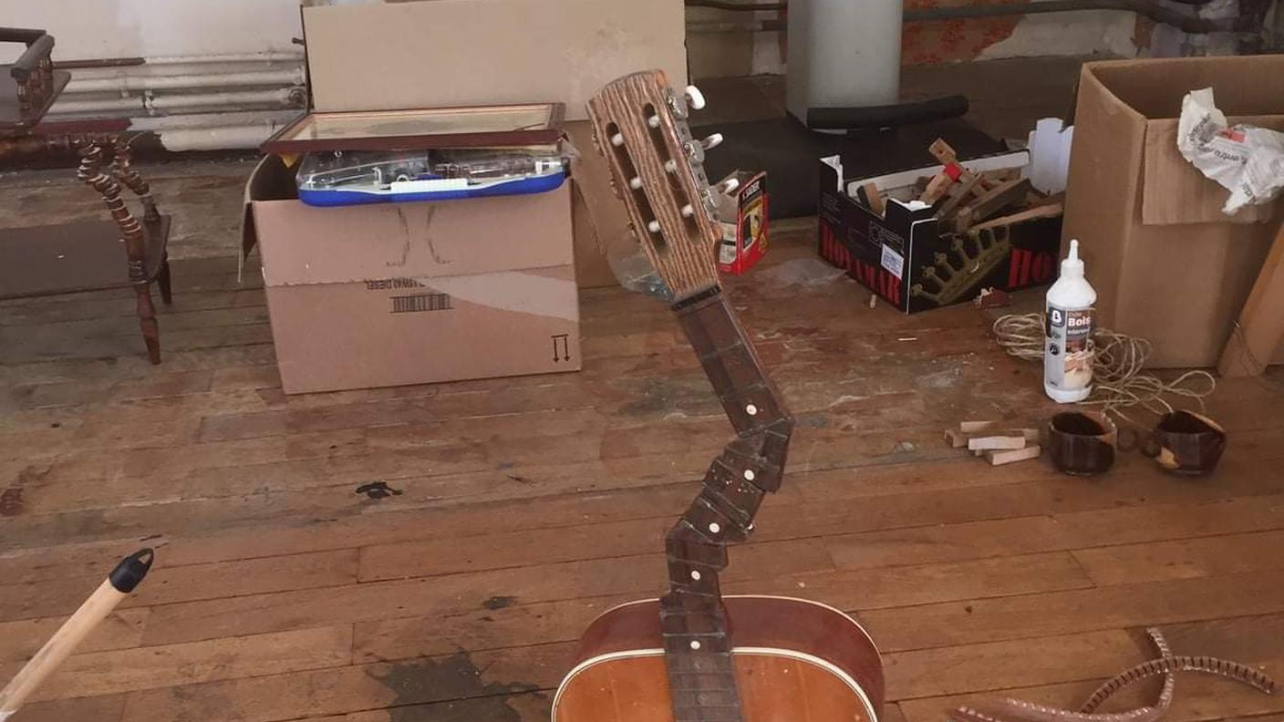 Una chitarra decisamente particolare...