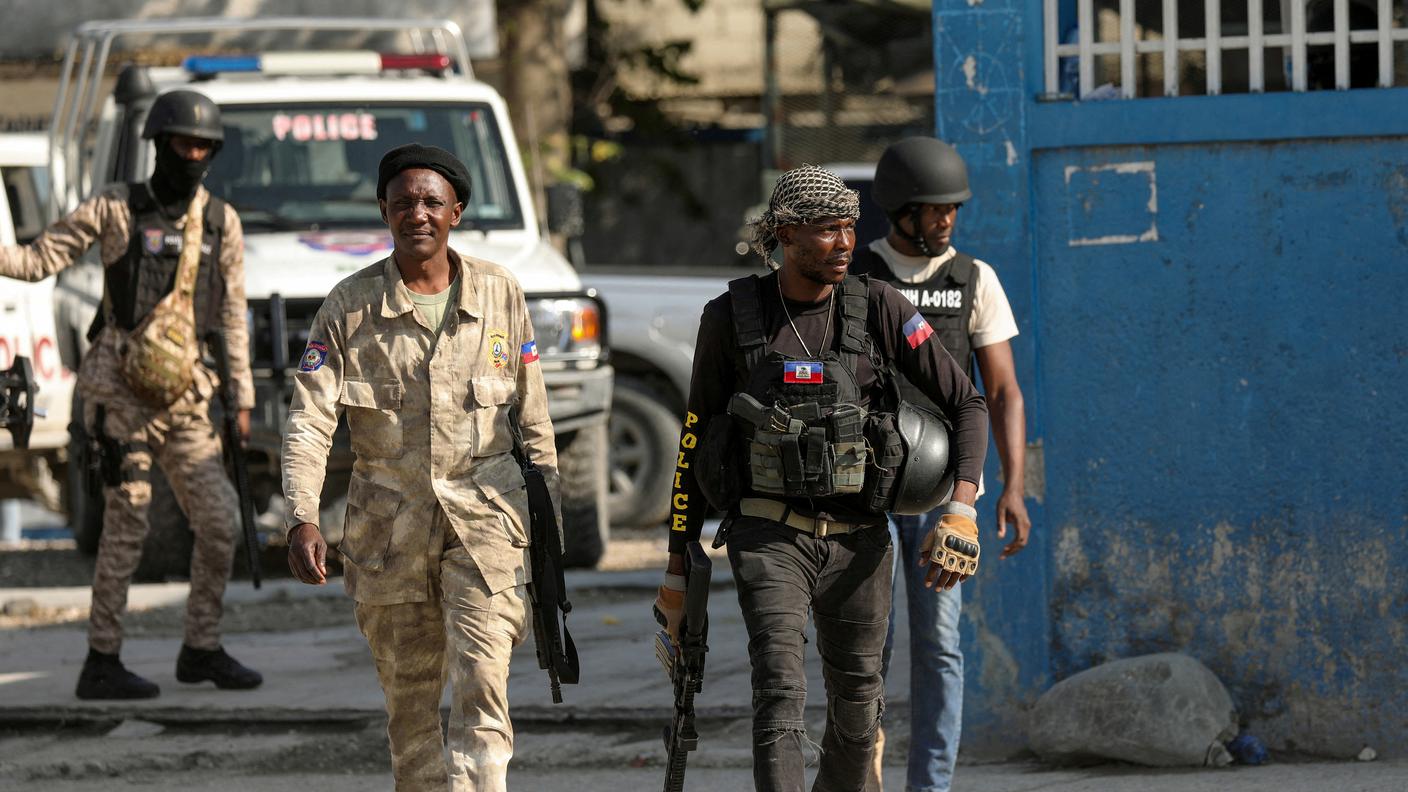 2024-03-07T192458Z_2120090132_RC2DG6A3PA6A_RTRMADP_3_HAITI-VIOLENCE.JPG