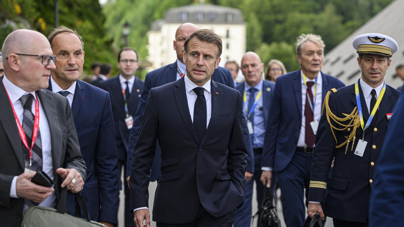 Macron.jpg