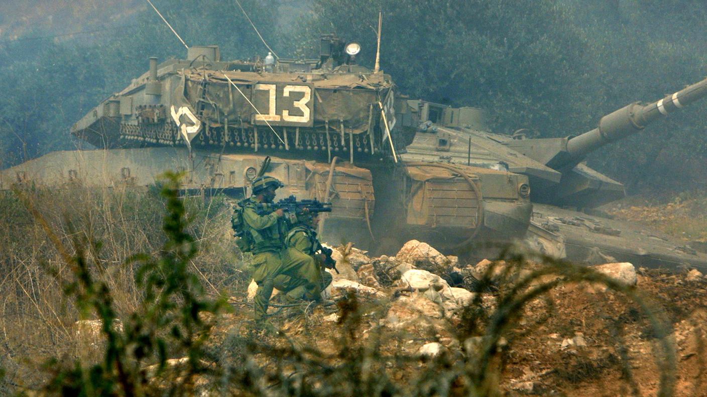 Luglio 2006: un soldato israeliano nel sud del Libano