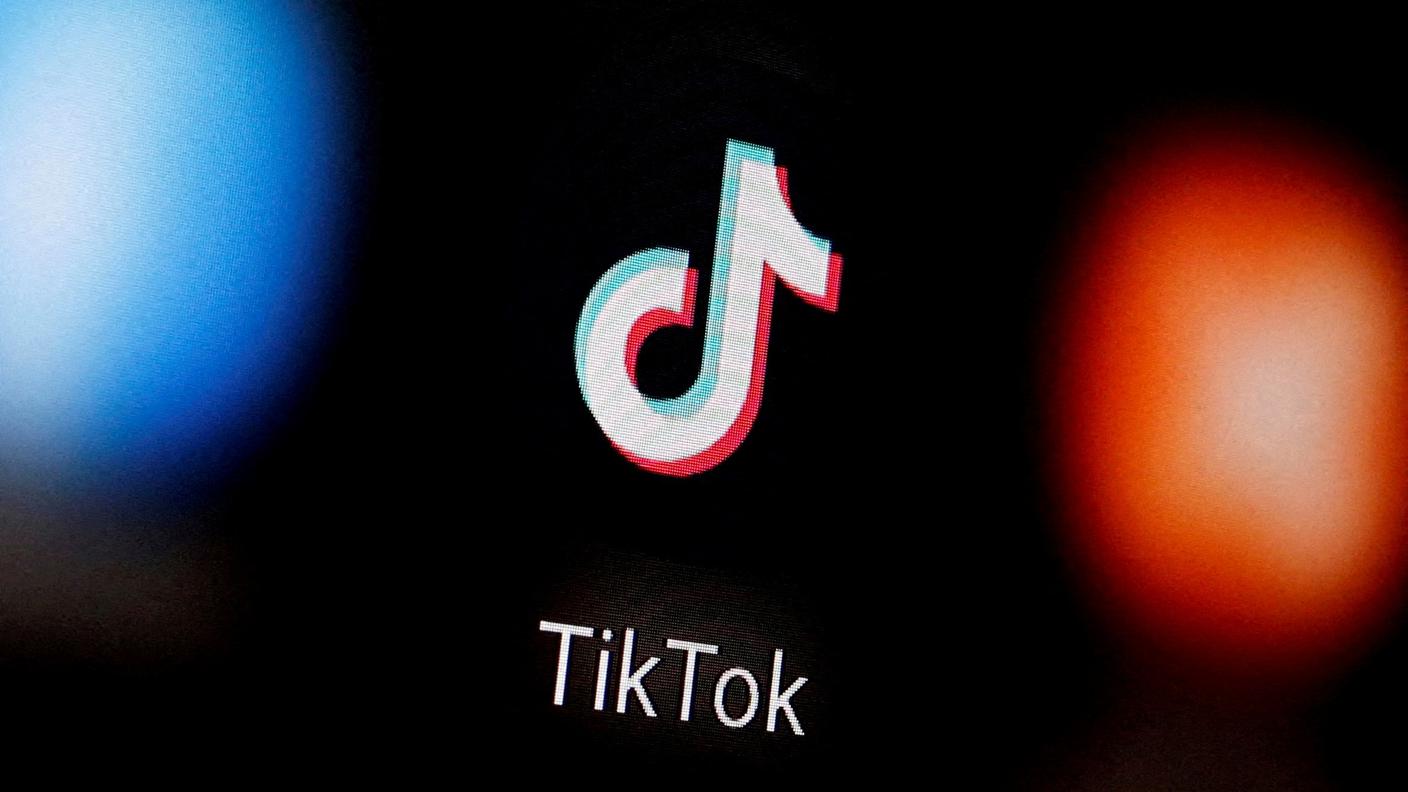 2024-12-12T030824Z_746939870_RC2ENBA1PWGT_RTRMADP_3_USA-TIKTOK.JPG