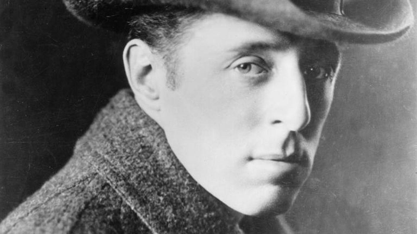 D-W-Griffith_Controversial-Film-Pioneer_HD_768x432-16x9.jpg