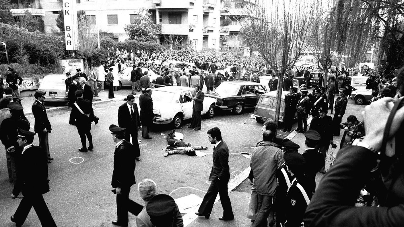 Com'è nato un golpe: il caso Moro.JPG