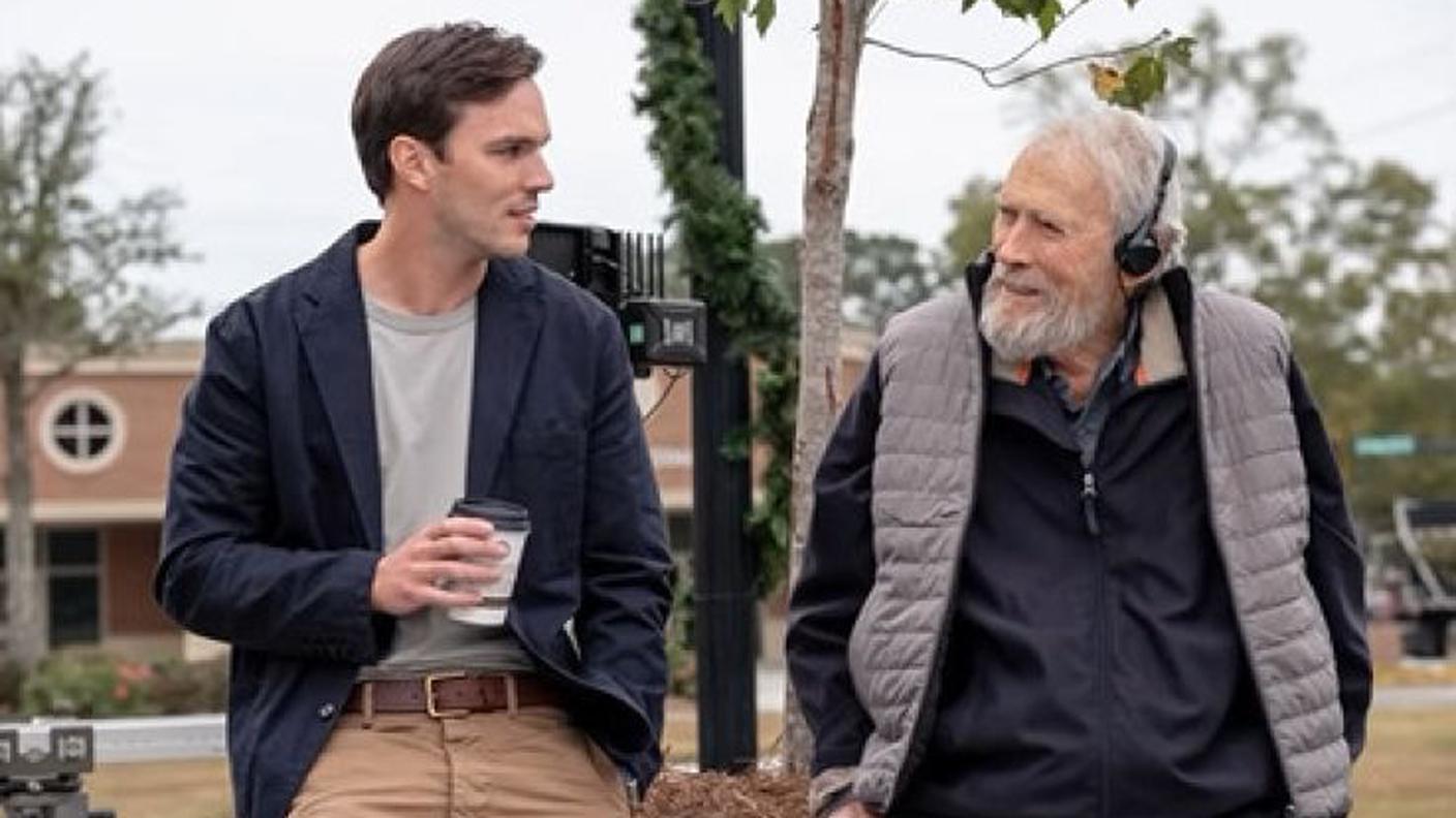 1109594-jure-n-2-le-retour-de-clint-eastwood-avec-un-thriller-moral-au-cinema-cet-automne.jpg