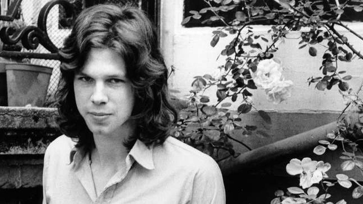 Nick-Drake-il-poeta-evitante-la-sua-depressione-e-il-suicidio3.jpg
