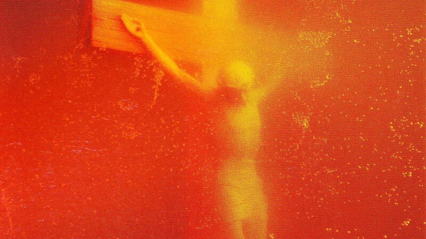 andres_serrano_piss_christ