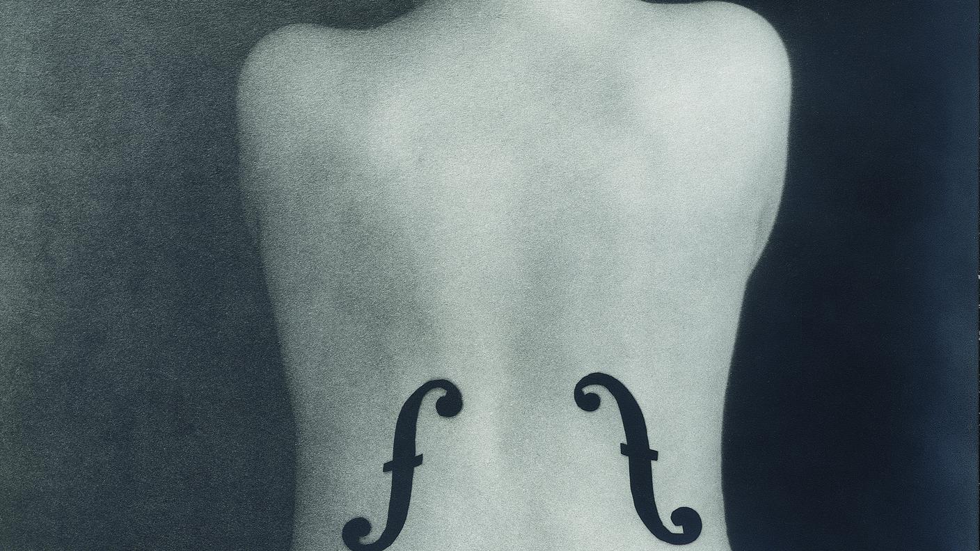 1_Le Violon d’Ingres, 1924, épreuve gélatino-argentique tardive, 39 x 30 cm, coll.jpg