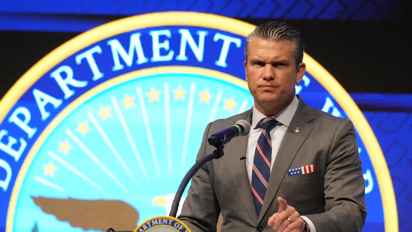 Il segretario alla difesa americano Pete Hegseth