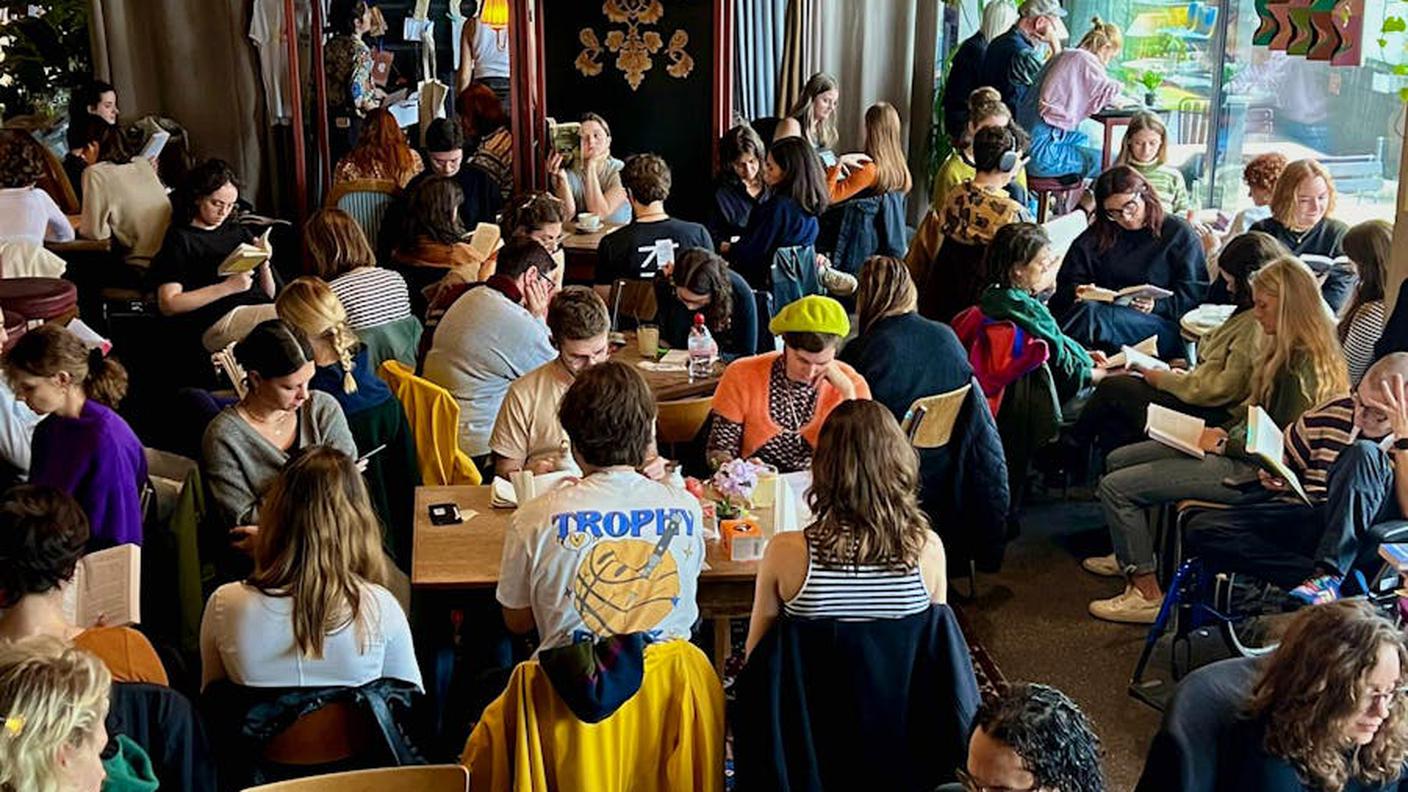 Silent Reading Rave, Zurigo, Das Gleis 