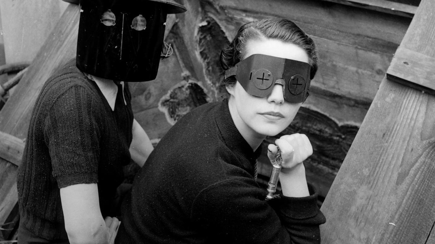 Lee Miller, Maschere antincendio. Downshire Hill, Londra, Inghilterra, 1941