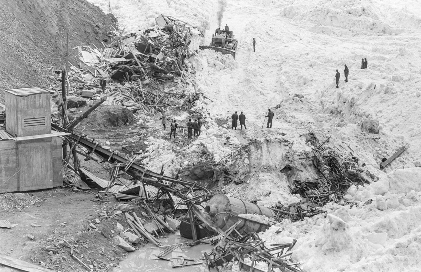 1965: Mattmark subito dopo la valanga