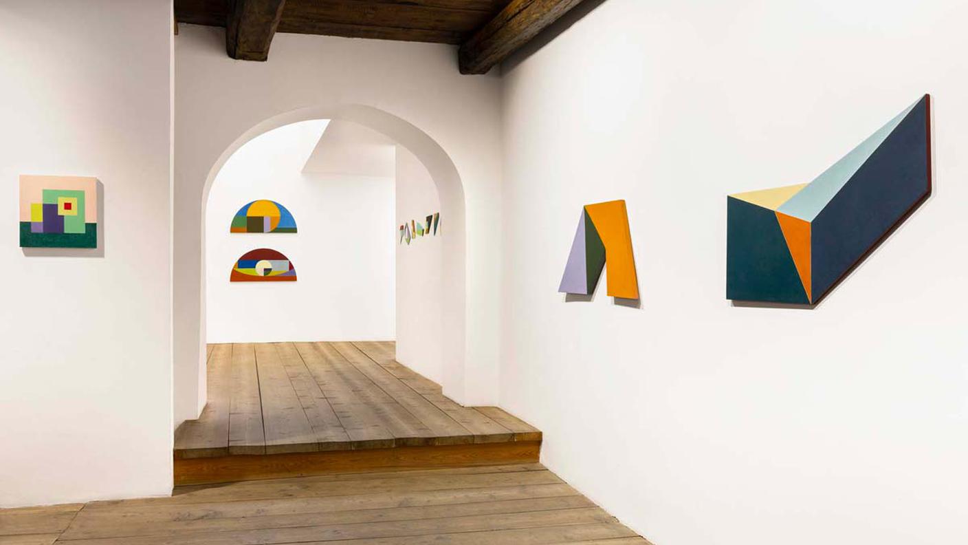 Galleria Monica De Cardenas, Zouz 