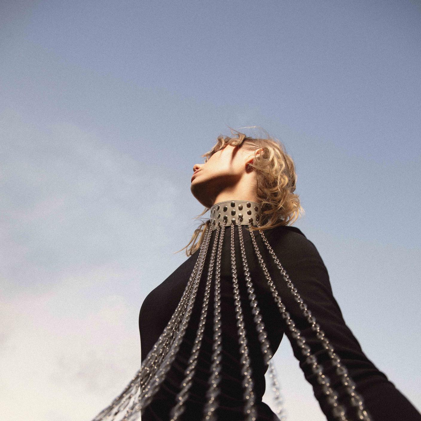 SaintStacy_BeginnerAgain_artwork_PhotoBy Julien Palmilha_web.jpg