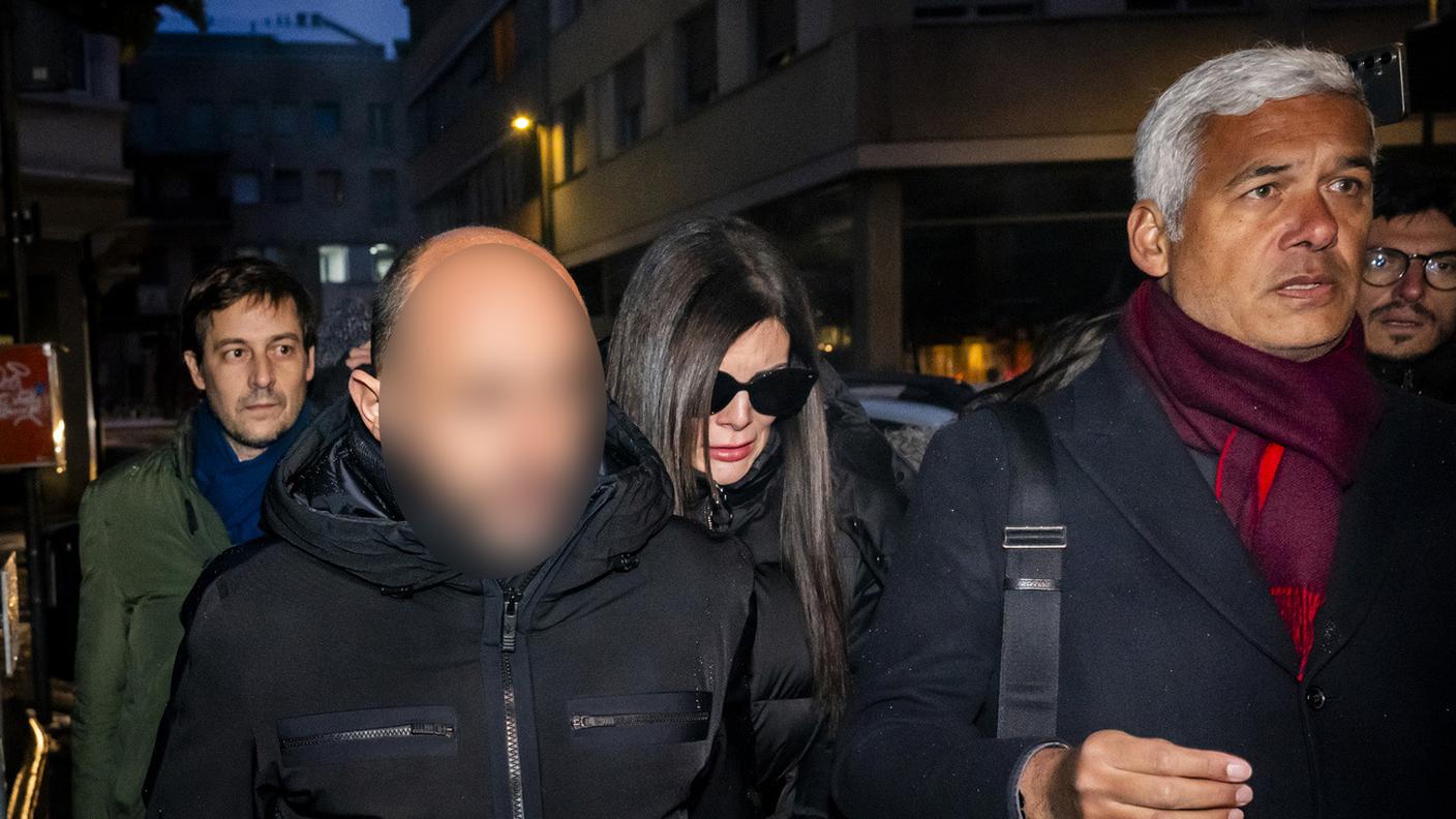 I coniugi Moretti questa mattina arrivando in Procura per l'udienza