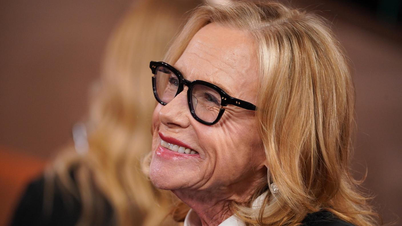 Amy Madigan per “Weapons”