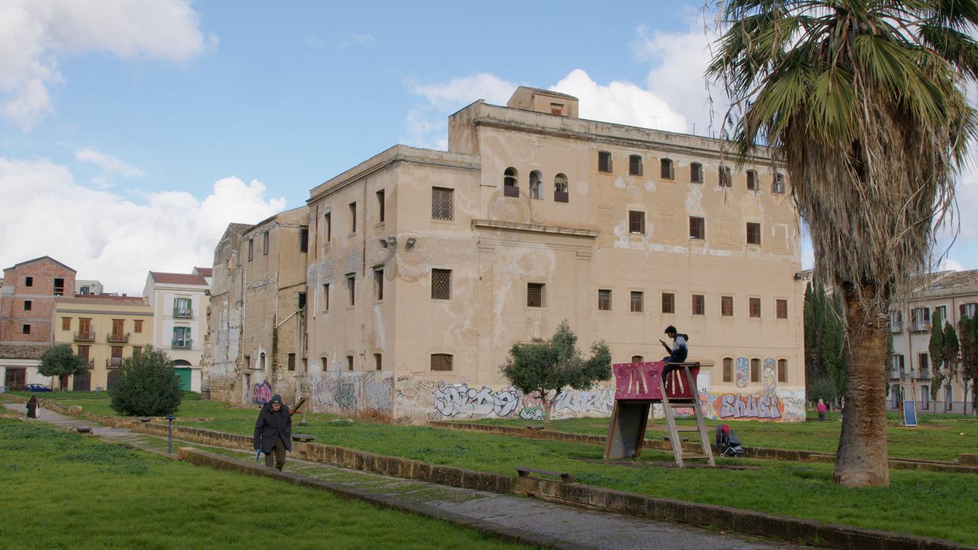 Piazza Magione, dove nacquero e crebbero Giovanni Falcone e Paolo Borsellino e dove Addiopizzo lavora con i giovani del quartiere