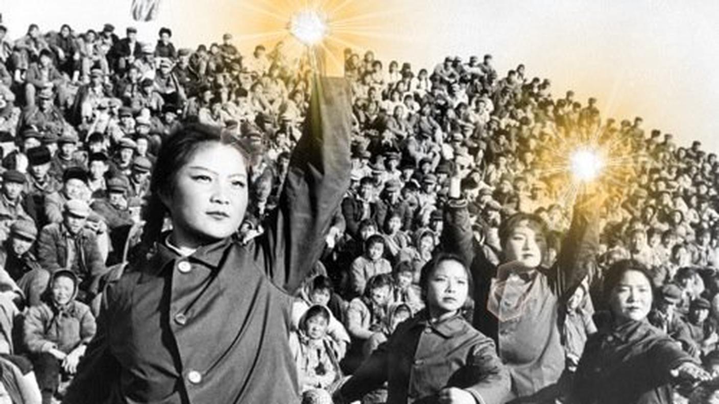 Il «Laboratorio di magnetismo rivoluzionario» è stata una suggestiva prosecuzione transmediale del romanzo L'Armata dei Sonnambuli del Wu Ming Foundation. Tenutasi a Torino il 6 maggio 2014, la séance ha integrato tecniche di mentalismo e ipnotismo per evocare gli scontri tra magnetisti nella Torino ottocentesca, basandosi su documenti del XVIII secolo.