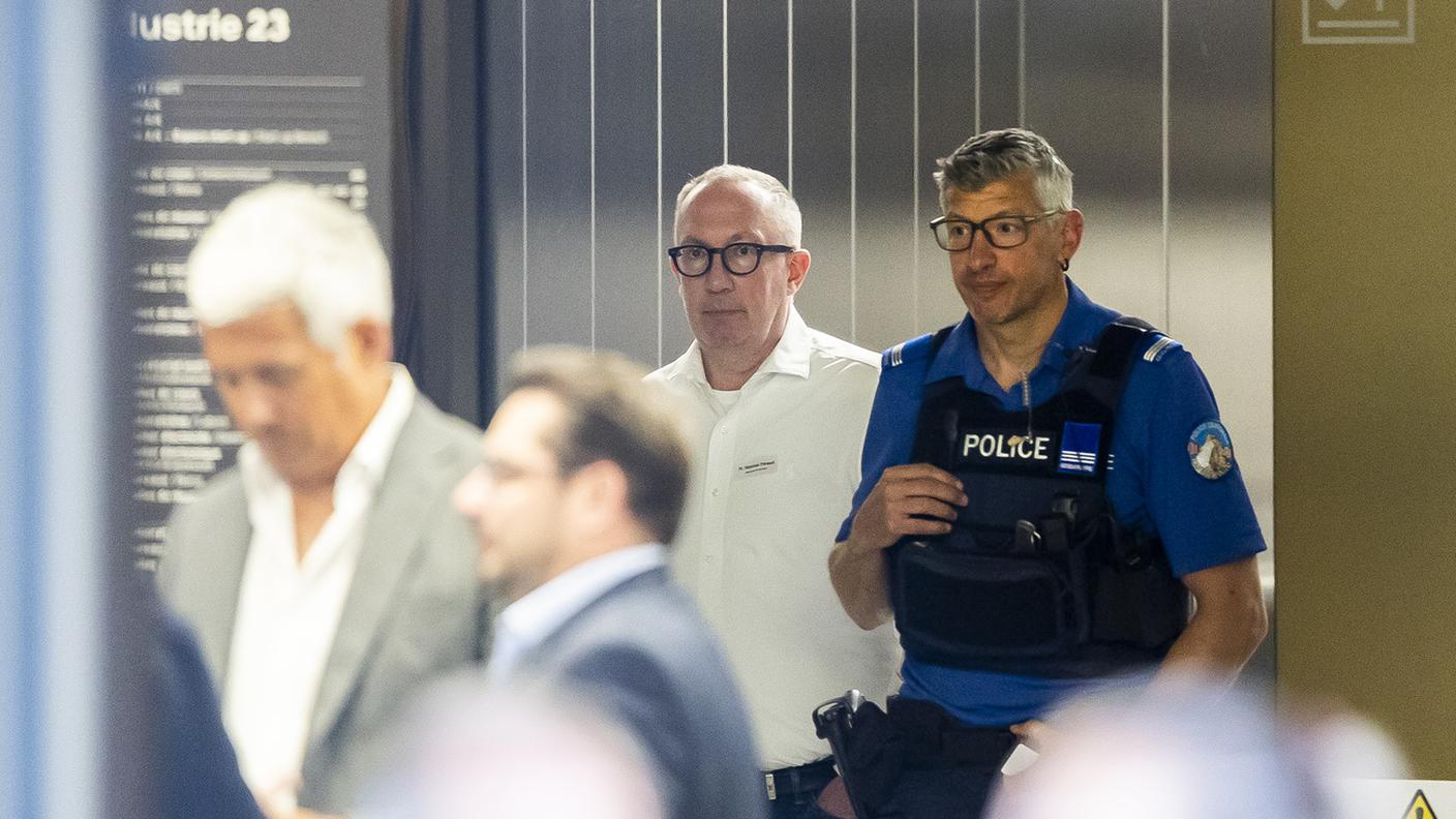 Feraud a Sion per l'interrogatorio