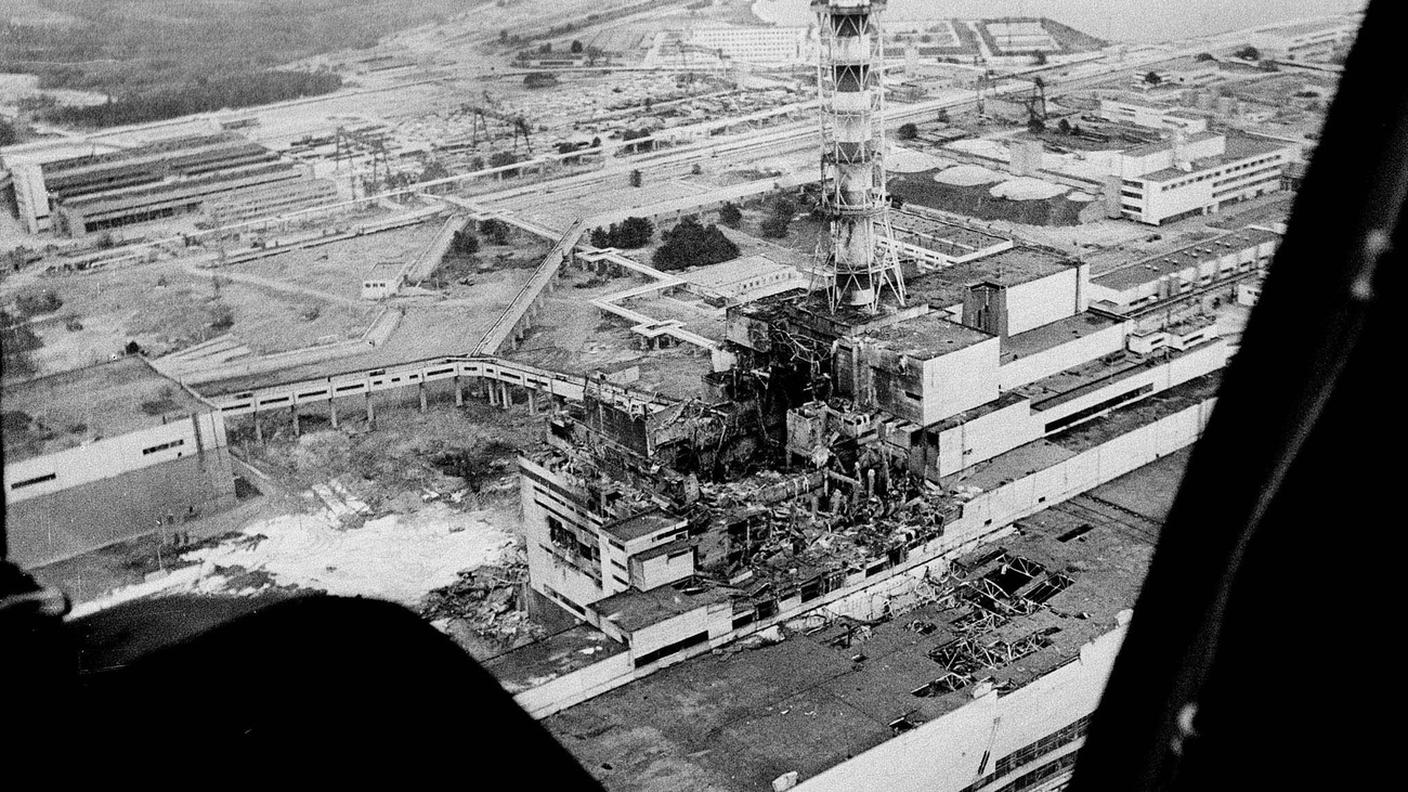Keystone - Una foto della centrale nucleare scattata nel maggio del 1986, pochi giorni dopo il disastro