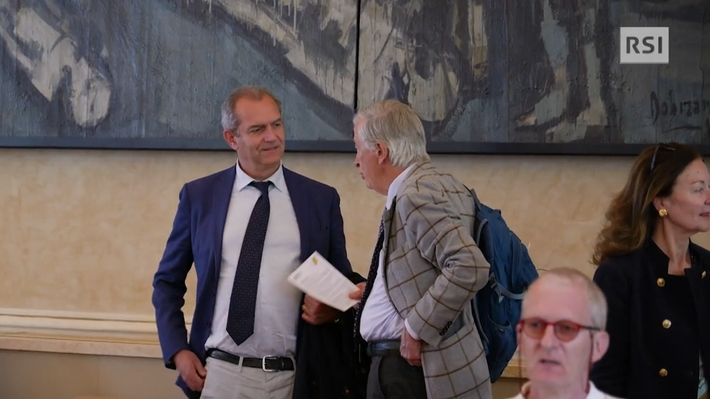 Talpa alla Fedpol? “La Svizzera non è immune”. L’intervista a Luigi De Magistris