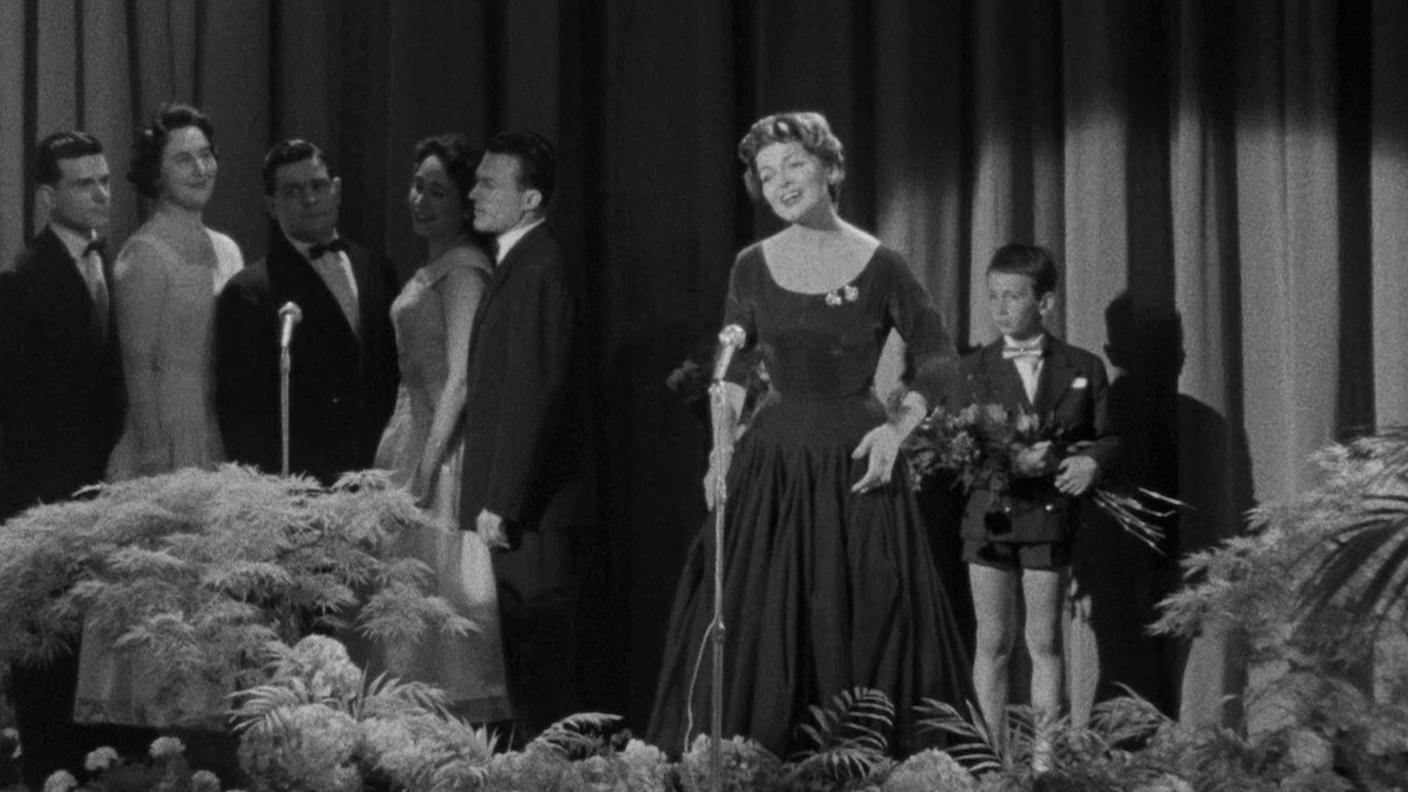 LysAssia_Refrain_RSI-ViewingCopy_Eurovisione 1956 Lugano 1080p.jpg