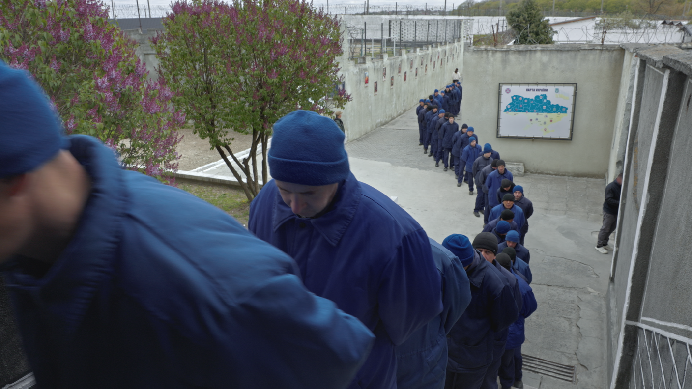 FA-PRIGIONIERI DI GUERRA.00_12_22_19.Still016.png