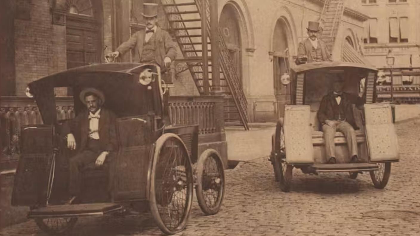 Dei taxi Electrobat a Manhattan nel 1898