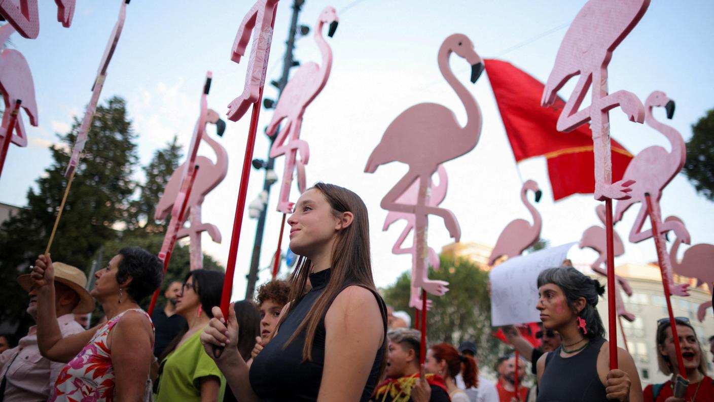 2026-06-20T225741Z_1754291427_RC2TXLA945WC_RTRMADP_3_ALBANIA-PROTESTS.JPG