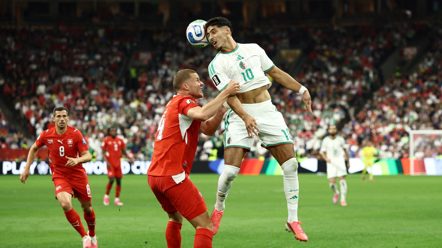 2026-07-03T030915Z_1052346754_UP1EM7308RD3X_RTRMADP_3_SOCCER-WORLDCUP-SWI-DZA.JPG