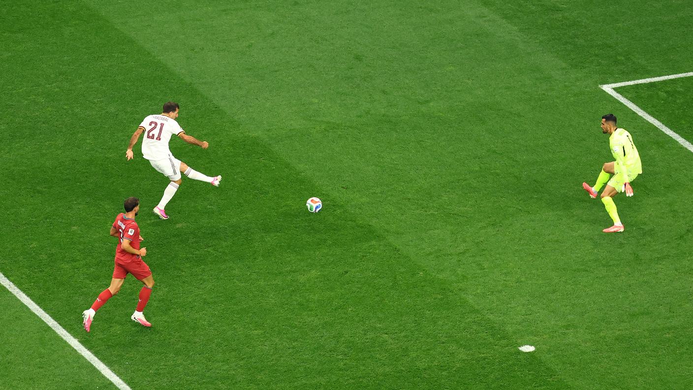 2026-07-06T190955Z_169535966_UP1EM761H8I8X_RTRMADP_3_SOCCER-WORLDCUP-POR-ESP.JPG