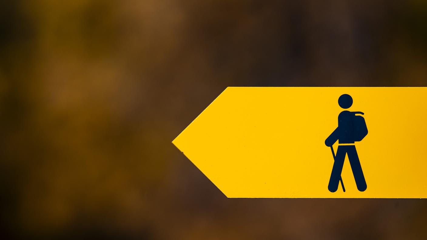 Colore giallo per i sentieri escursionistici facili (T1)
