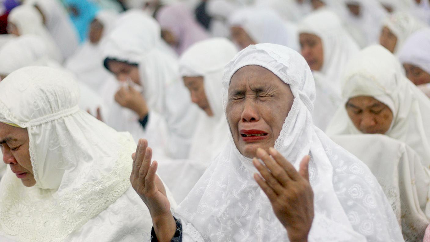 In preghiera a Banda Aceh