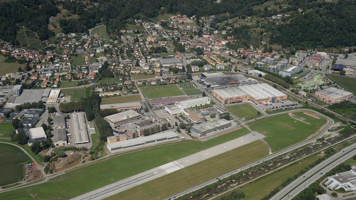 L'unica pista di Agno s'allunga