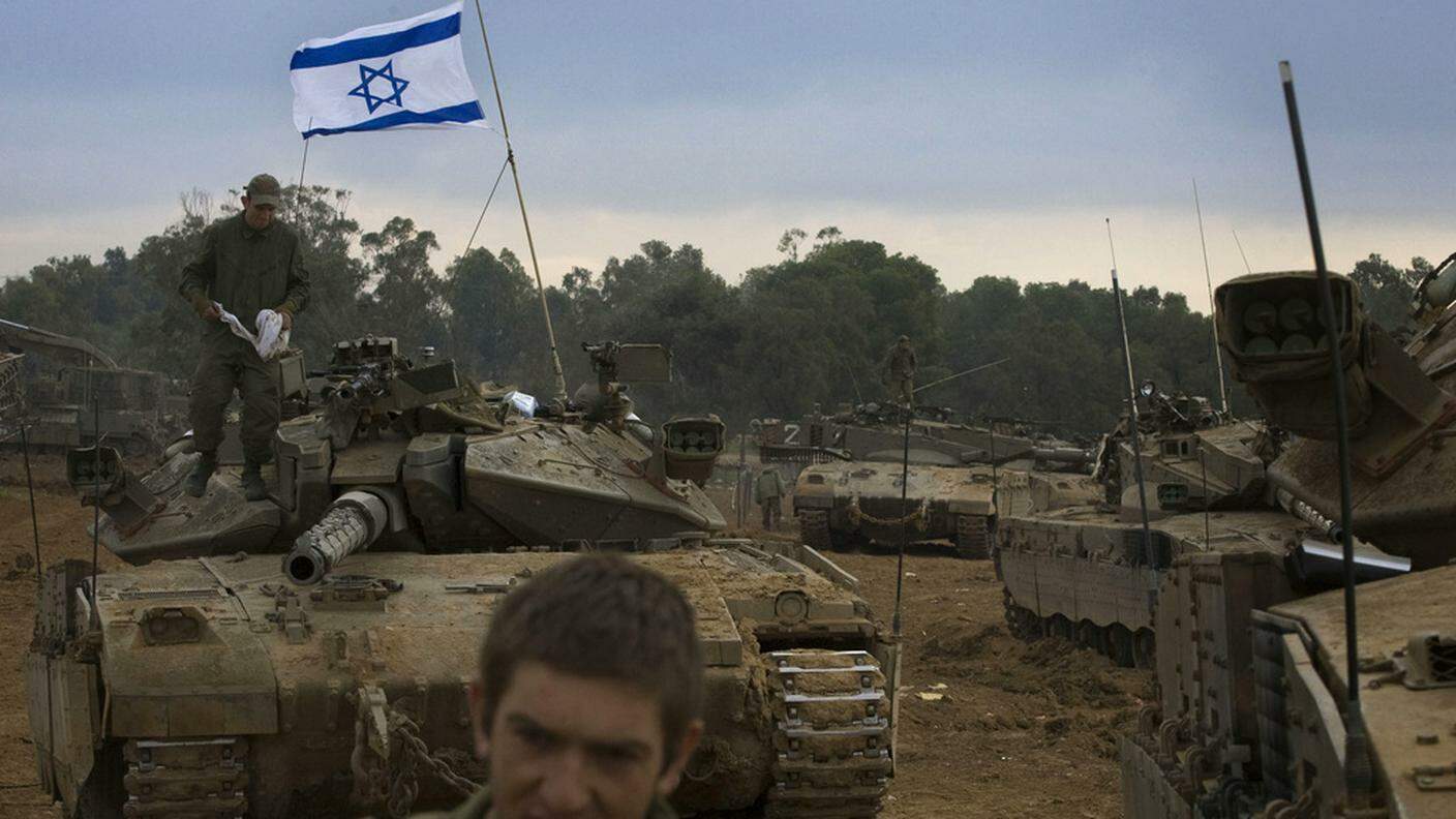 Truppe israeliane in movimento