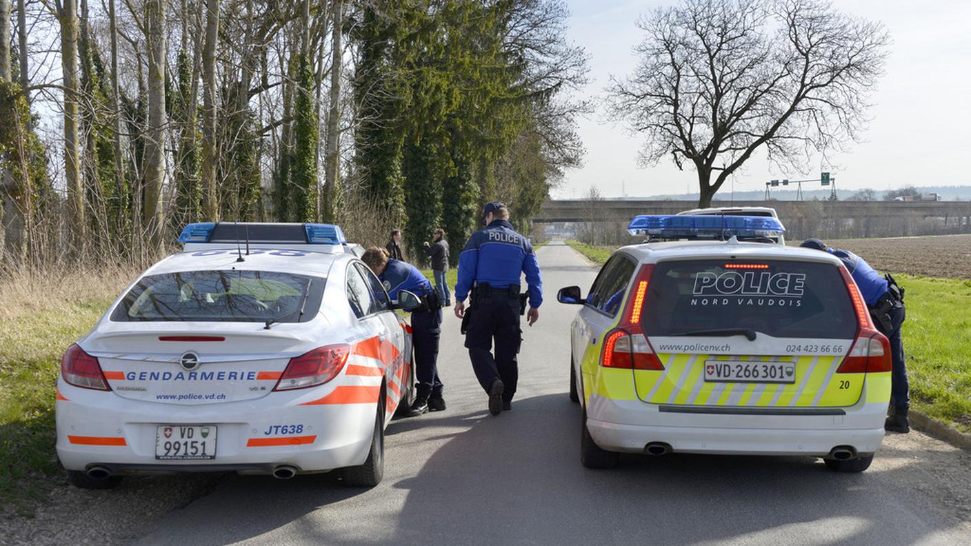 polizia Vaud ky.JPG