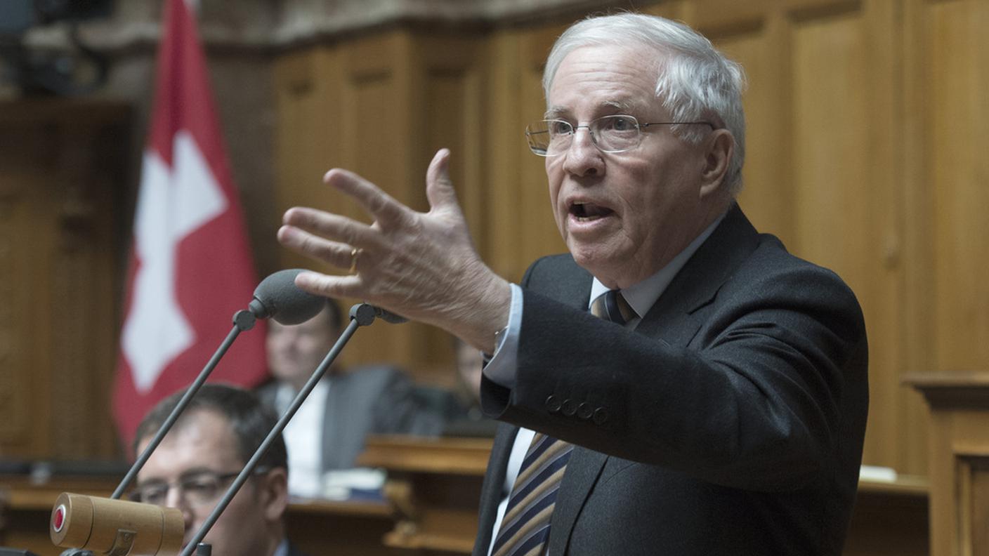 Blocher continua a bocciare l'UE