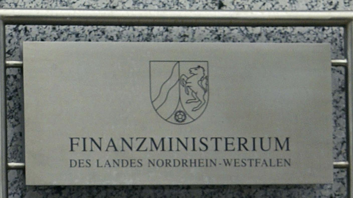 Ministero finanze nordreno vestfalia 2010 ky.JPG