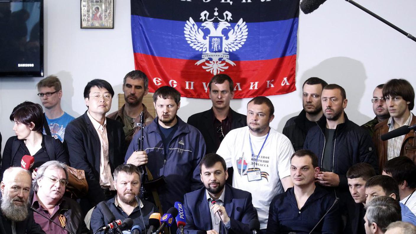 Alla guida della repubblica di Donetsk con, seduto al centro, Denis Pushilin