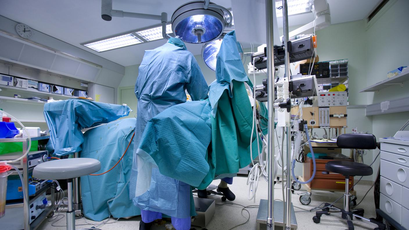 Un'operazione di chirurgia estetica a Zurigo
