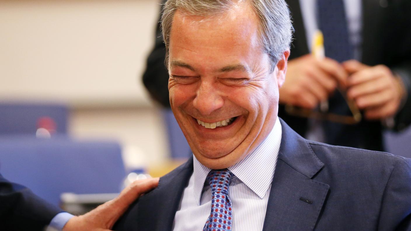 Può sorridere Nigel Farage...
