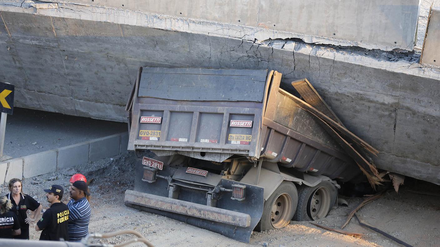 Uno dei due camion schiacciati